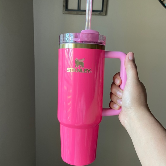 Stanley Pink Parade 30oz - Picture 1 of 6